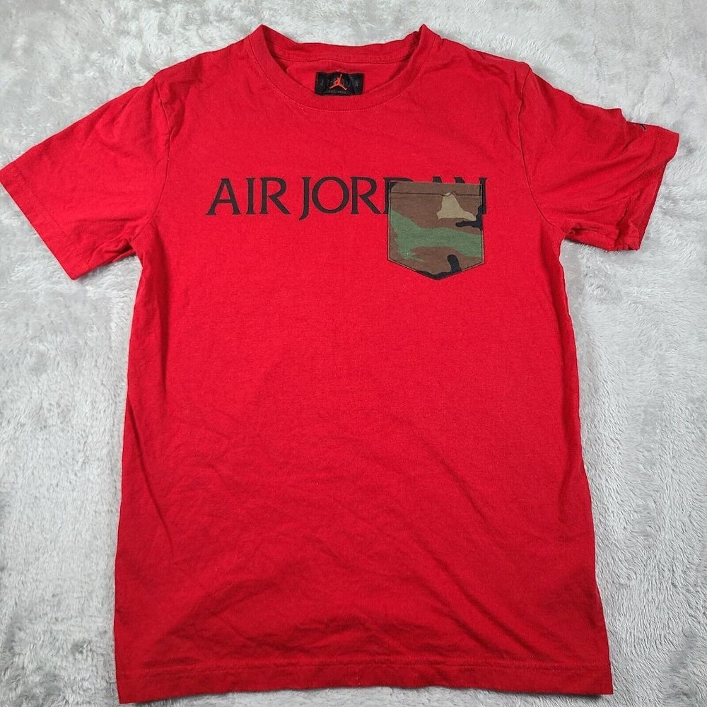 Jordan Jumpman Boys Classic Camo Pocket T-Shirt Large 12-13yr Red Jordan Brand